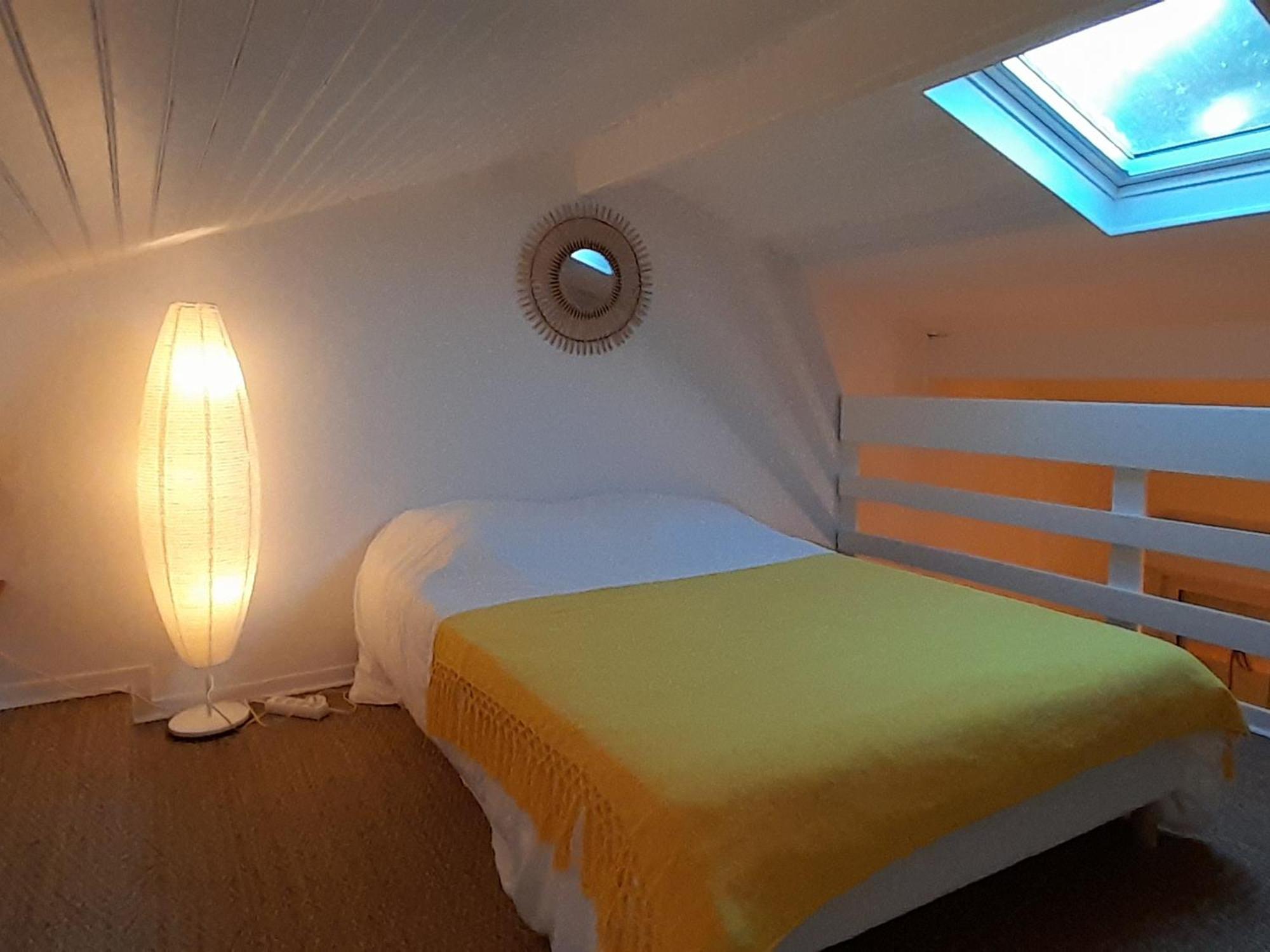 Charmante Villa Patio Avec Terrasse : Proche Plages Et Centre, Ideale Pour 4 Personnes - Fr-1-239-789 卡布勒通 外观 照片