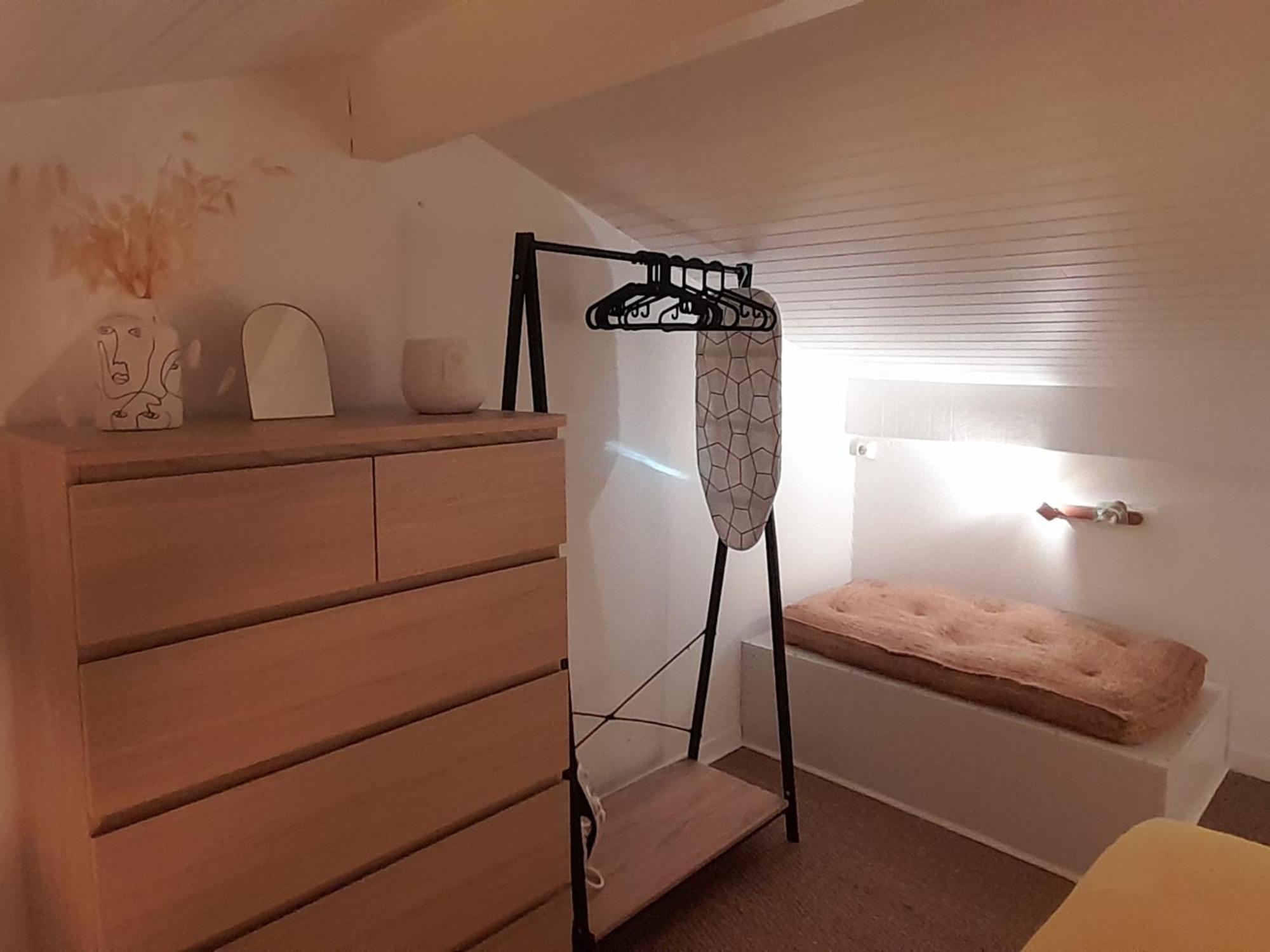 Charmante Villa Patio Avec Terrasse : Proche Plages Et Centre, Ideale Pour 4 Personnes - Fr-1-239-789 卡布勒通 外观 照片